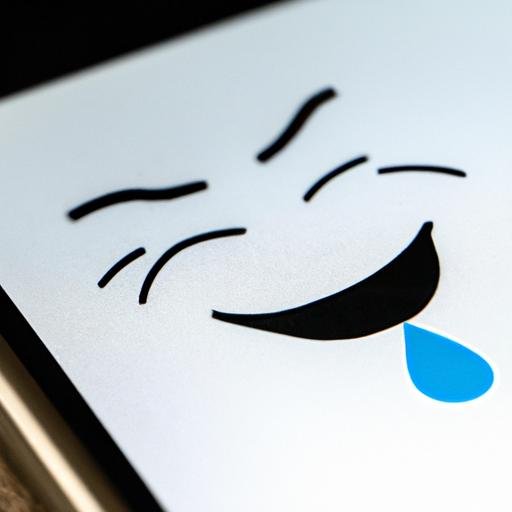 Gần cận với biểu tượng 'cười trong nước mắt' trên màn hình điện thoại