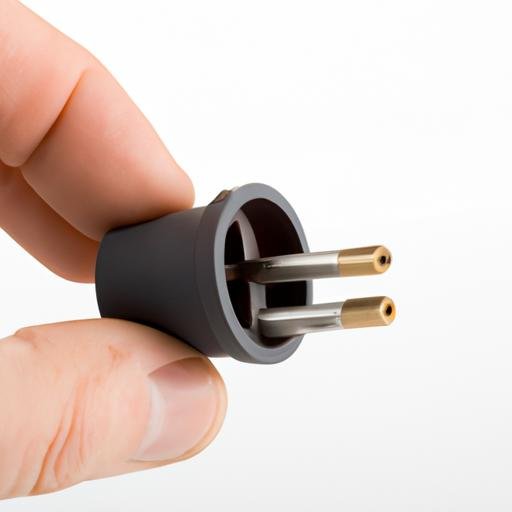 Cầm chắc đầu cắm điện khi sử dụng