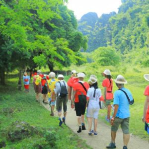 Công Ty Du Lịch Bàn Chân Việt