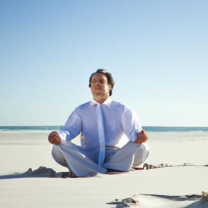 Em Muốn Quên đi Chuyện Lúc Xưa
