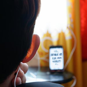 ít Nhưng Dài Lâu Lyrics