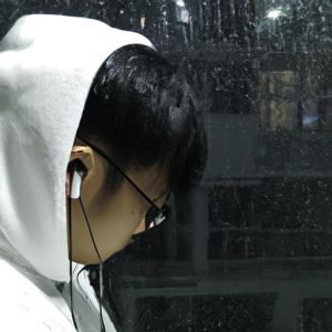 Buon Cua Anh Co Loi Bai Hat