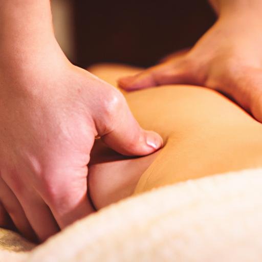 Massage là một trong những phương pháp chữa trị hiệu quả để giảm thiểu điếm thúi.