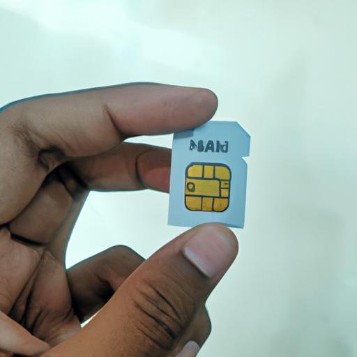 Người đang nắm giữ khay sim m20