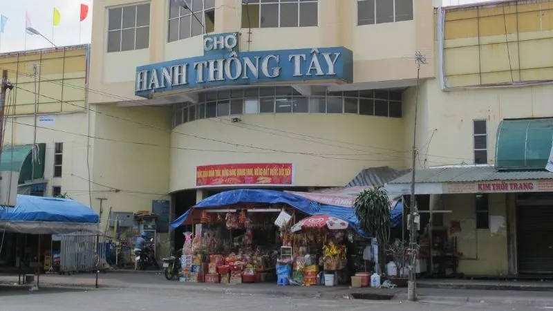 Chợ đêm Hạnh Thông Tây - Quận Gò Vấp