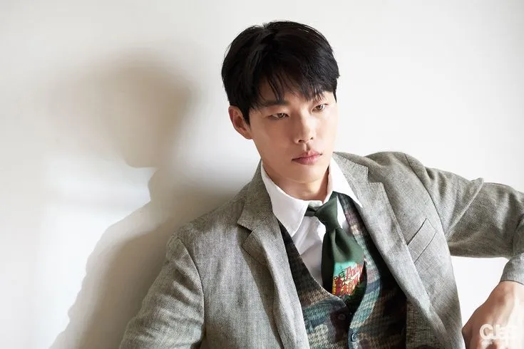 Sự nghiệp đáng chú ý của Ryu Jun Yeol: Từ vai diễn đột phá đến danh tiếng quốc tế