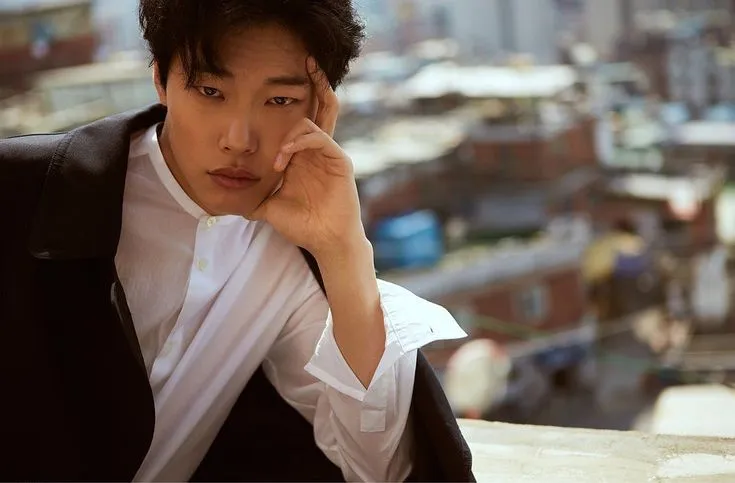 Sự nghiệp đáng chú ý của Ryu Jun Yeol: Từ vai diễn đột phá đến danh tiếng quốc tế